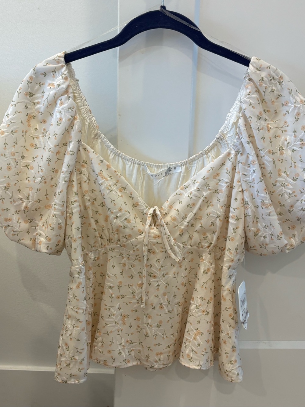 Altar'd State Cream Floral Puff-Sleeve Peplum Blouse